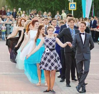 Первым выпускным