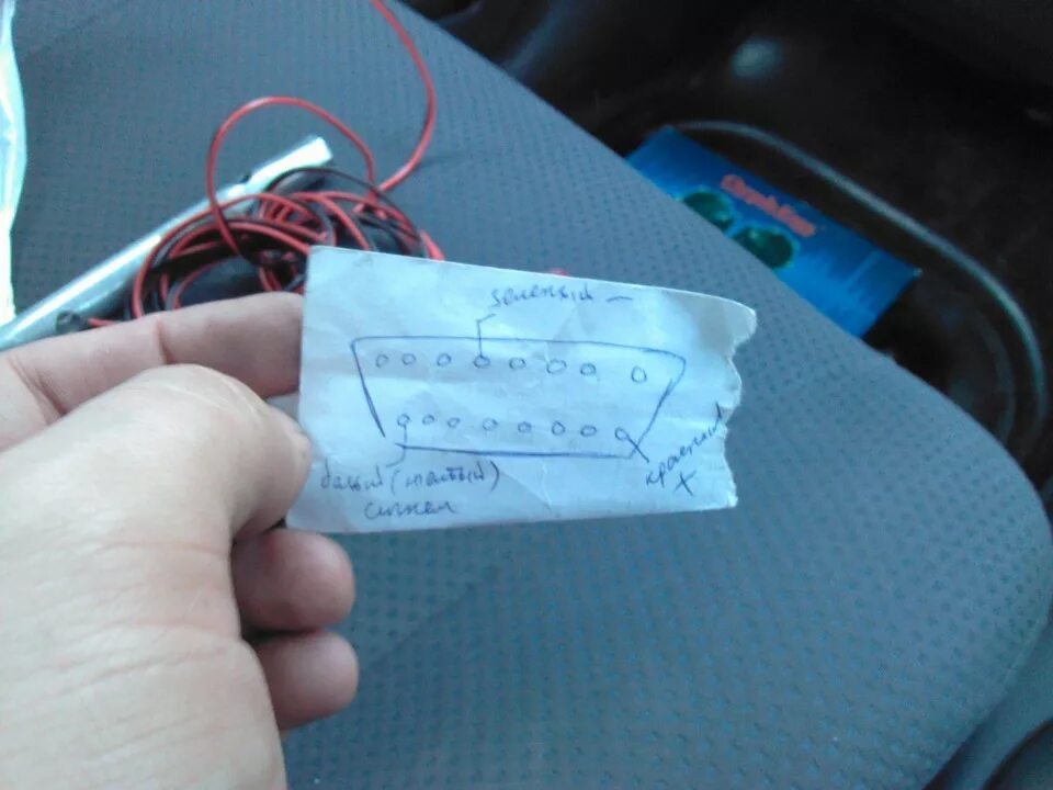 Раум приборка с тахометром. Toyota platz разъем диагностический. Как подключить тахометр тойота. Как подключить тахометр тойота. Тахометр тойота корона s150.