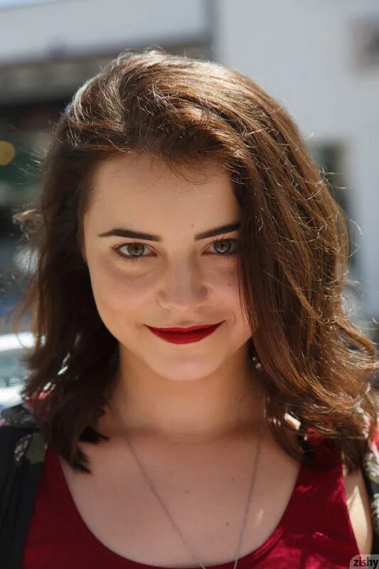 Кайлер queen. Кайли куин. Кайли quinn. Kylie quinn 2018. Kyle o'quinn knicks.