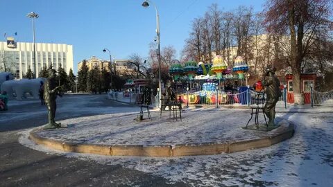 Золотой бульвар