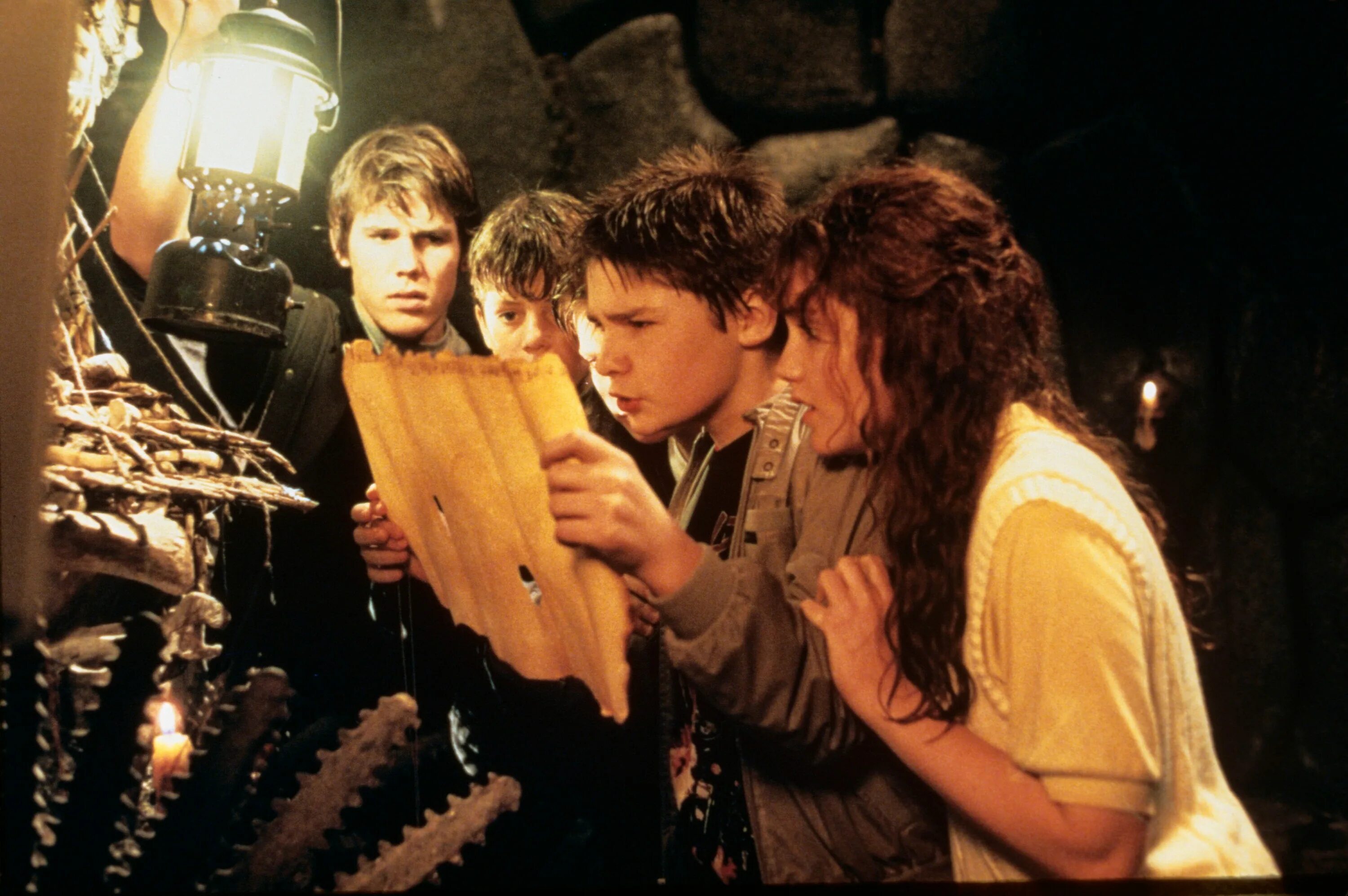 Приключенческие про сокровище. Балбесы / the Goonies (1985). Шон Эстин балбесы. Керри Грин 1985.