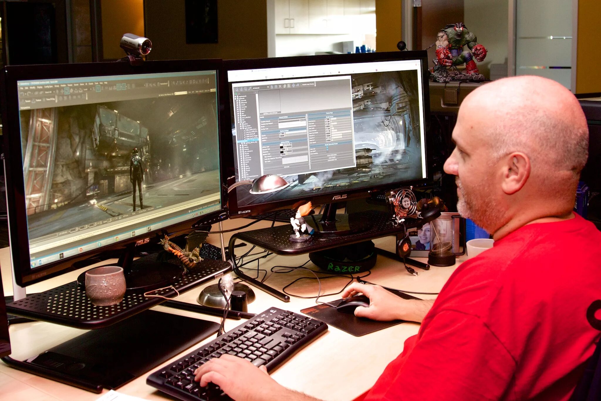 Специалист по визуальным эффектам. Vfx дизайнер. Мелисса янович геймдизайнер. Человек монтирует. Дизайнер компьютерных игр.