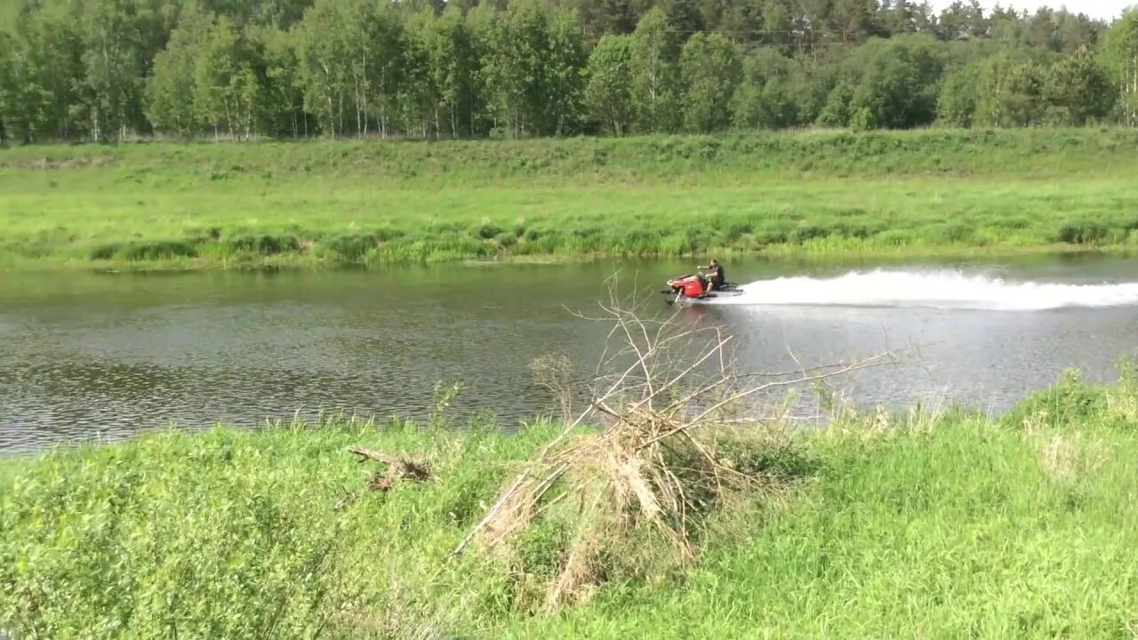 Уровень воды в реке угра. Буран на реке. Вода в речке Угра уже нагрелась Алиса.