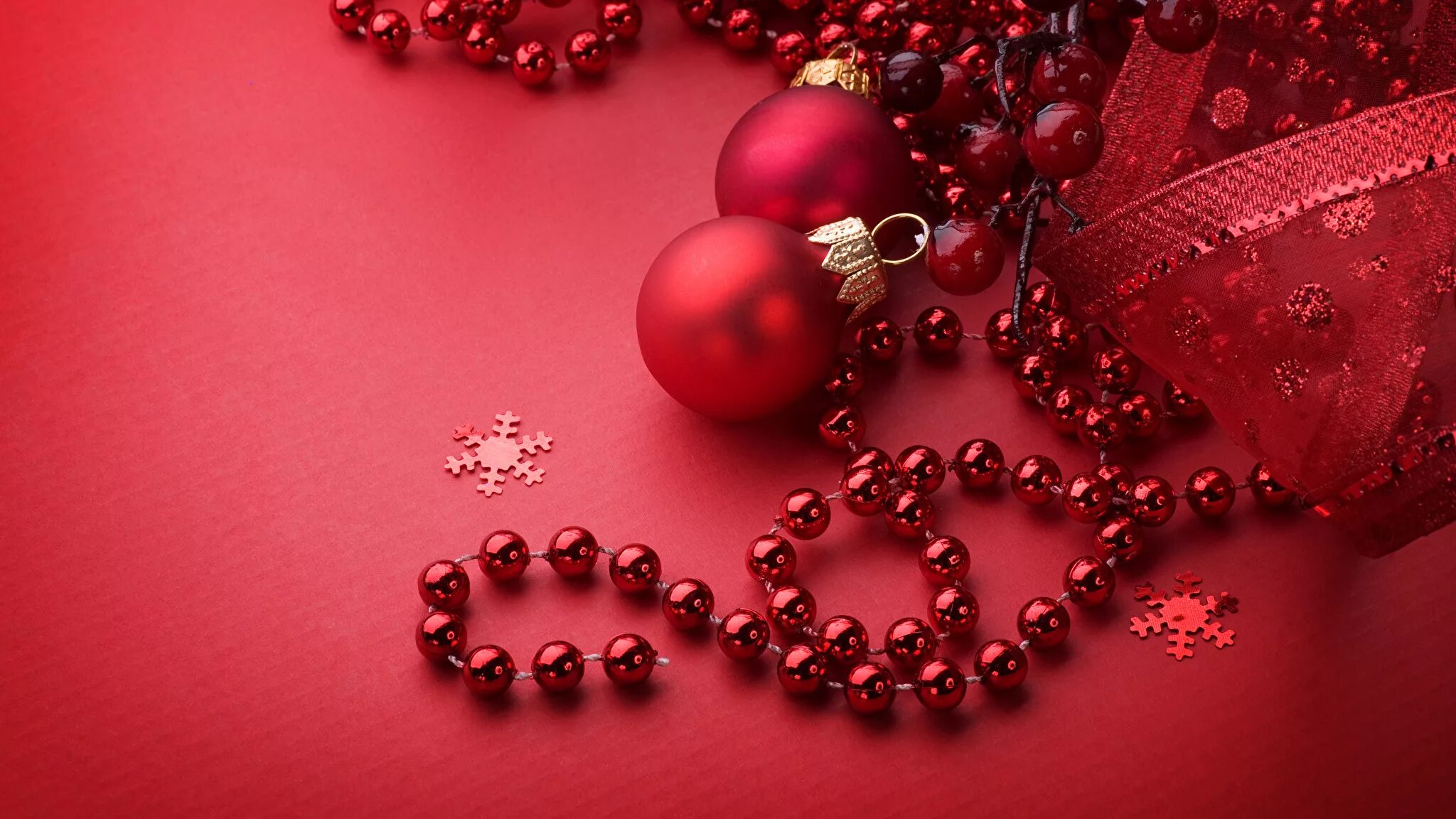 Нового red. Новогодний фон. новогодние обои. красный фон новый год. новогодняя заставка.
