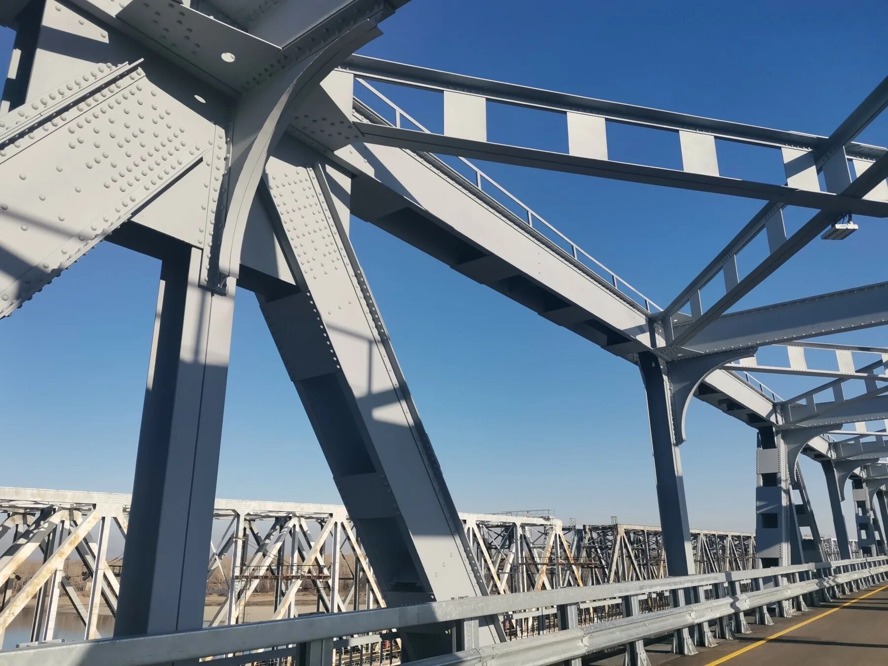 Новый мост открыт. Мост через Обь Барнаул. Новый мост в Барнауле через Обь. Барнаул старый мост проект. Бельмитский мост Барнаул.