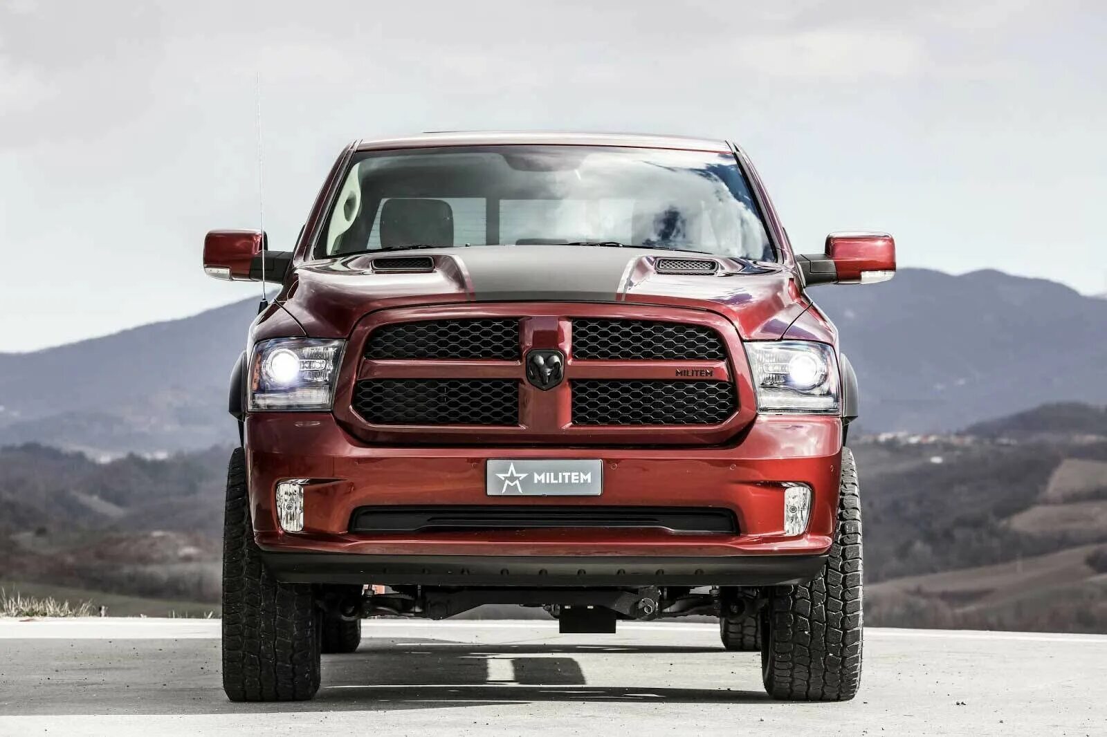 Ram 1500 расход. Dodge ram 1500 ds. ram 1500 rx. dodge 1500 ram 2017 года. додж ram rx машина.