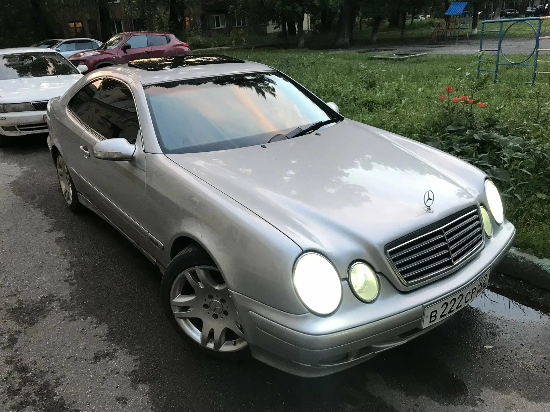 Мерин лупатый. Мерседес 220 лупатый. лупатый мерседес w210. mercedes 600 лупатый. лупатый 2005.