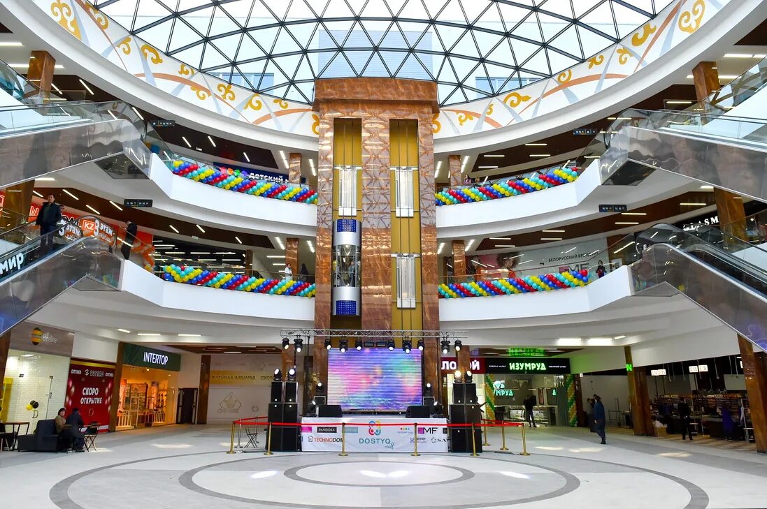 Торговый центр квартал петропавловск-камчатский. Петропавловск тц. Супермаркет вега петропавловск-камчатский. Петропавловск казахстан тц. Тц парус петропавловск-камчатский.