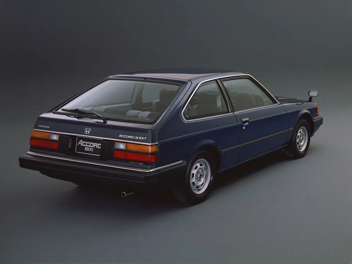 Honda accord 1981 sedan. Первый хонда аккорд. Первый хонда аккорд. Honda accord первое поколение. Honda accord 1 поколение.