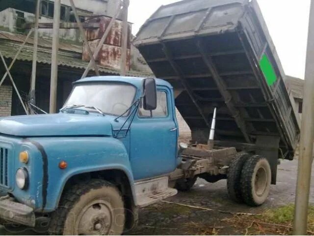 Дром чита газ 53. Газ-53 самосвал коробка исузу. Чита газ 53 самосвал. Газ 53 1987 бок. Газ 53 в забайкальском крае.