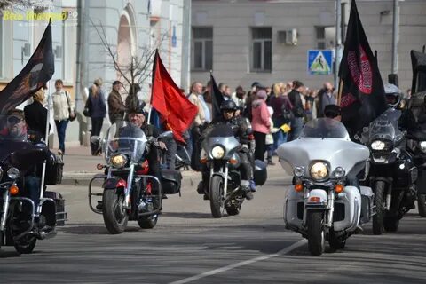 1 мотоциклисты