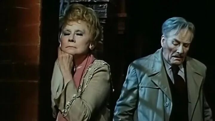 Телеспектакль комедия. Дачная жизнь (1979) афиша. Старомодная комедия спектакль ленком. Басилашвили телеспектакль. Повторная свадьба 1975.