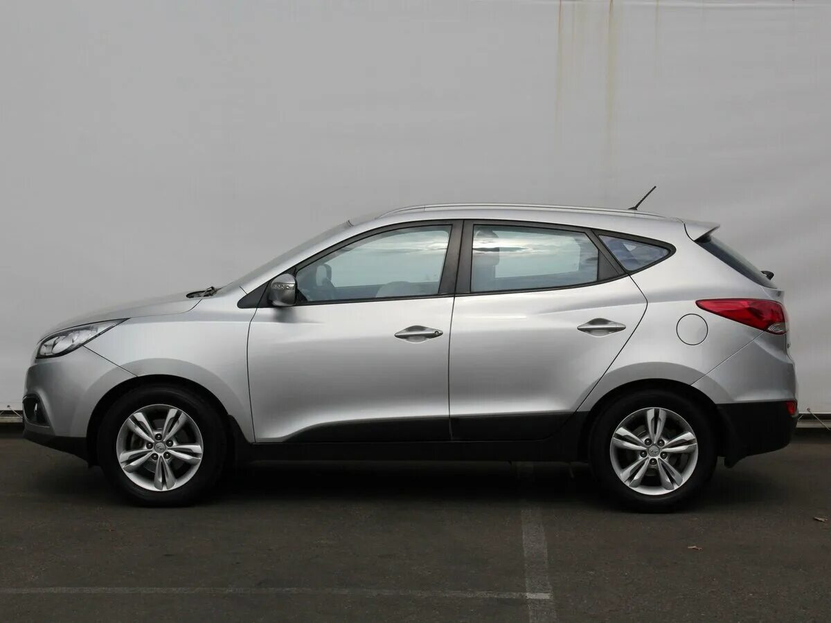хендай икс 35. Ix35 2013 2. Hyundai ix35 2. Hyundai ix35 2011 серебристый. бу хендай ix35 в махачкале.