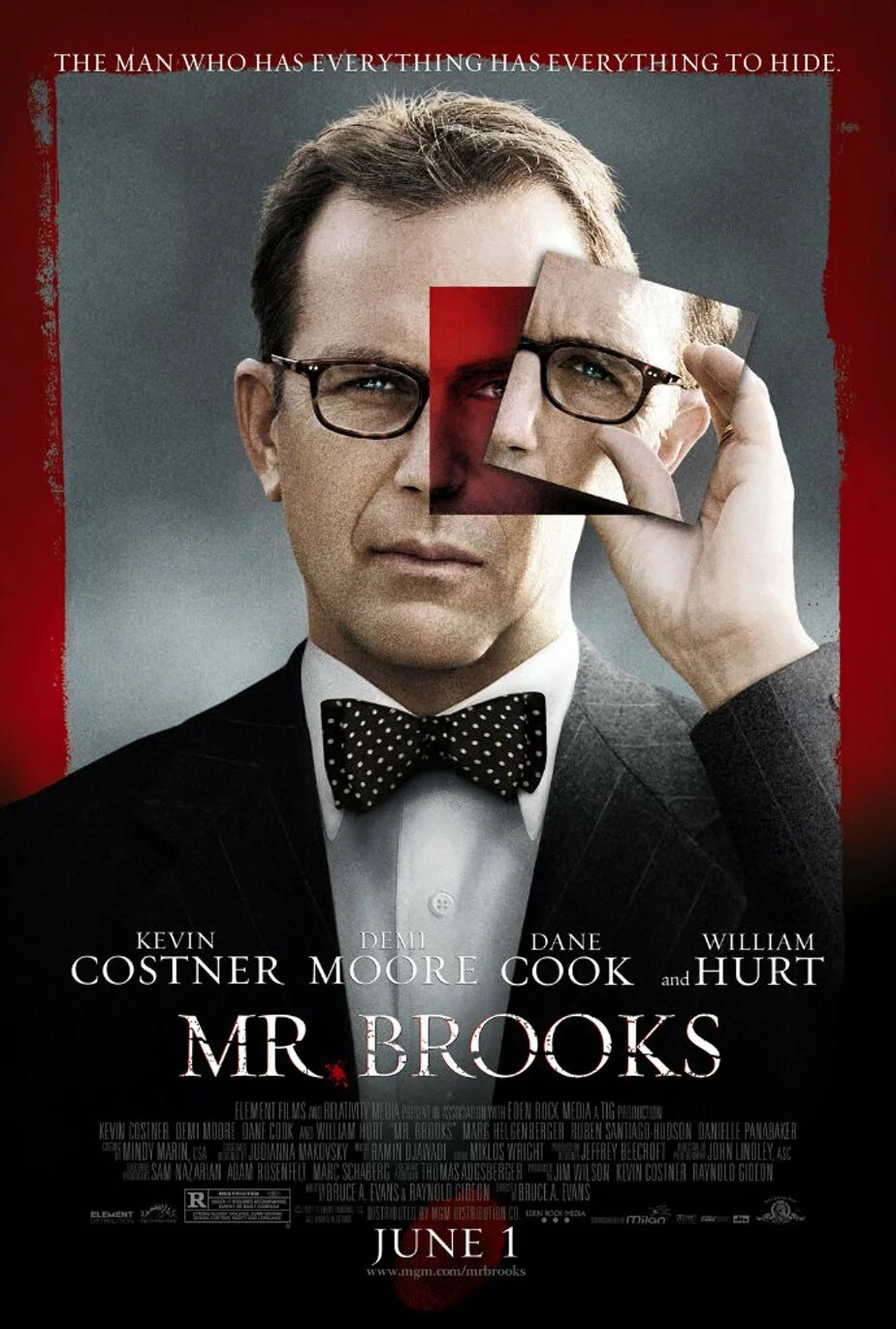 Кто вы мистер брукс сюжет. Кто вы, Мистер Брукс? (2007) Mr. Brooks. Кевин Костнер из «кто вы Мистер Брукс». Кто вы Мистер Брукс Постер.
