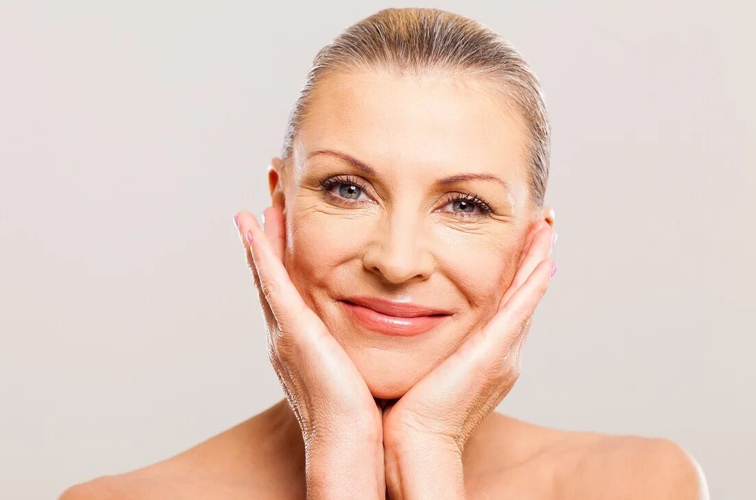 Лицо без морщин. Омолаживающее воздействие. Омоложение сном. Как спать на вебинарах. Лицо реклама.