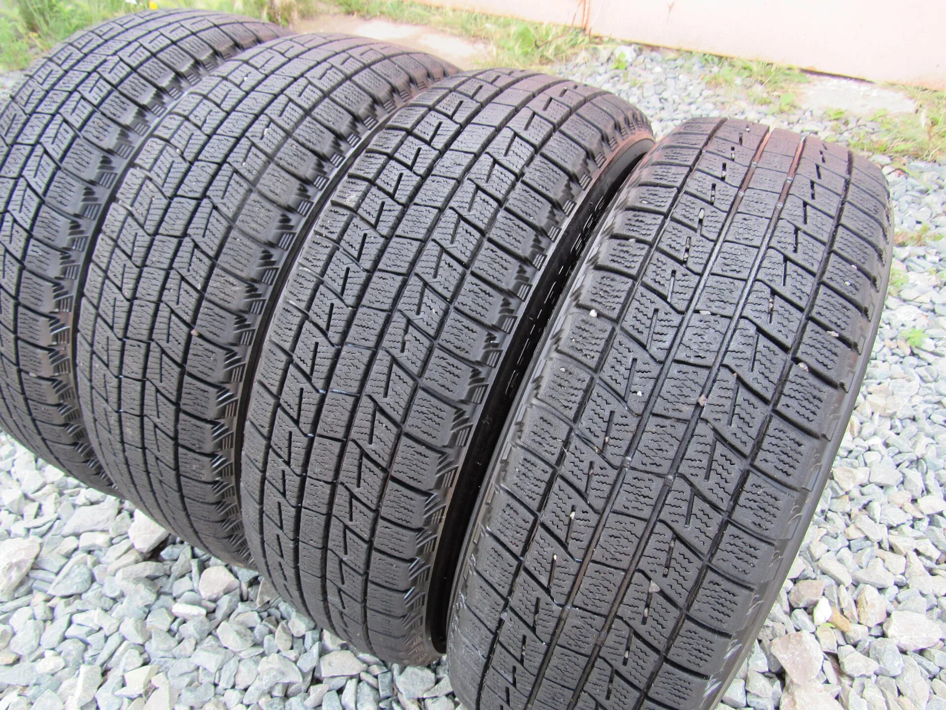 Bridgestone Revo 185/65r14. Бриджстоун близак липучка. Bridgestone Blizzak зима липучка. 185 65 R15 зима липучка. Б у резина r15 195