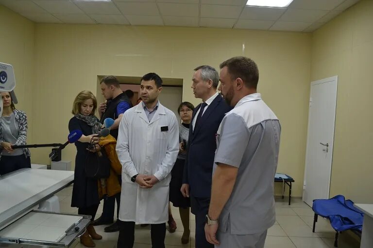 Городская детская клиническая больница скорой помощи. Красный проспект 3 детская больница. больницы гбуз нсо гдкбсмп. детская больница новосибирск. городская детская клиническая больница скорой медицинской помощи.