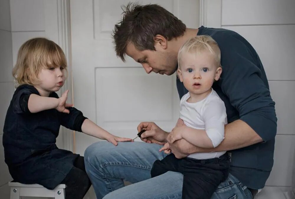 Может ли отец двоих детей. Однополые пары с детьми. Нетрадиционная семья. Однополая семья. Однополая семья.