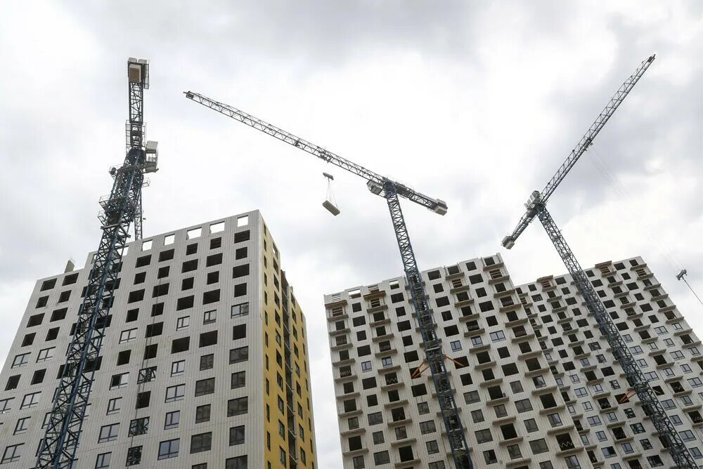 Застройщик строящийся. Пик стройка москва. стройка жилья. строящийся дом. стройка дома.