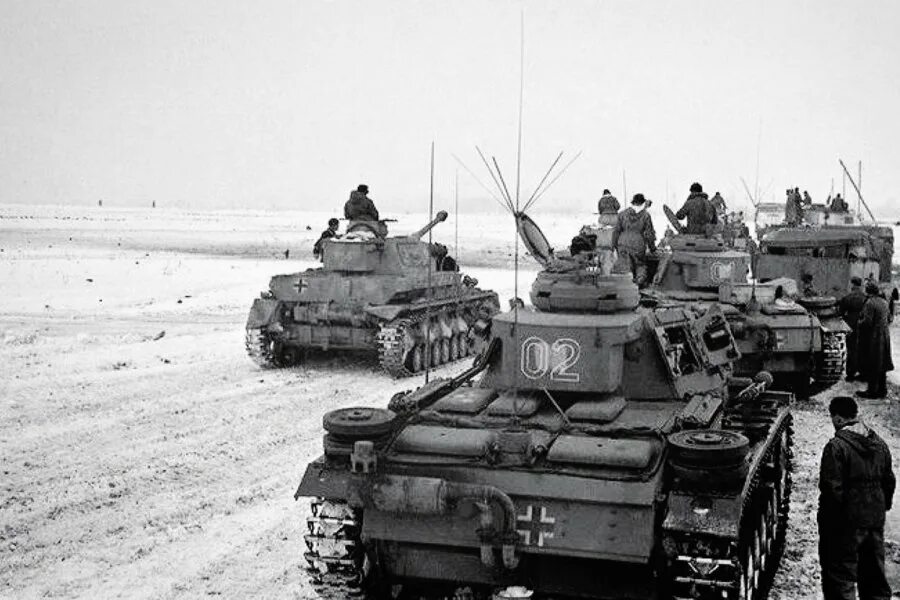 3 танковая дивизия гудериана. 24 танковая дивизия вермахта. 14 танковая дивизия вермахта танки. 15 танковая дивизия вермахта pz iii. 2 танковая дивизия вермахта 1941.