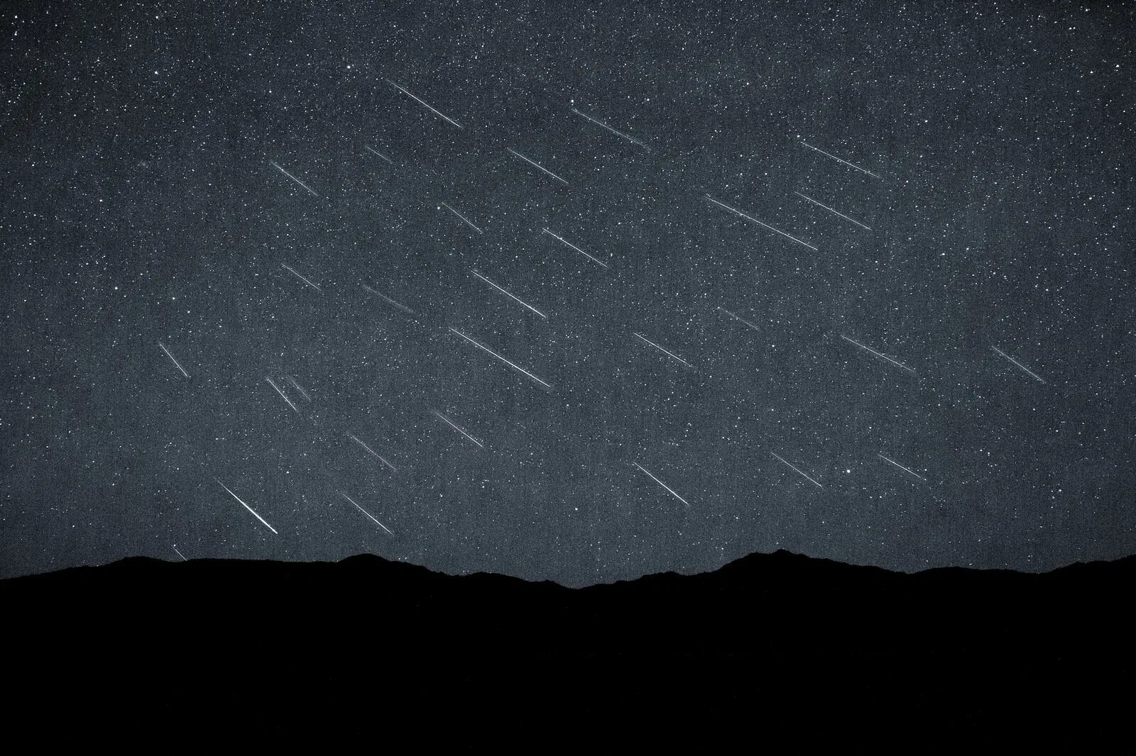Квадрантиды это. Южные дельта аквариды. Метеорный поток квадрантиды 2020. Квадрантиды метеорный поток 2021. Метеорный поток квадрантиды.