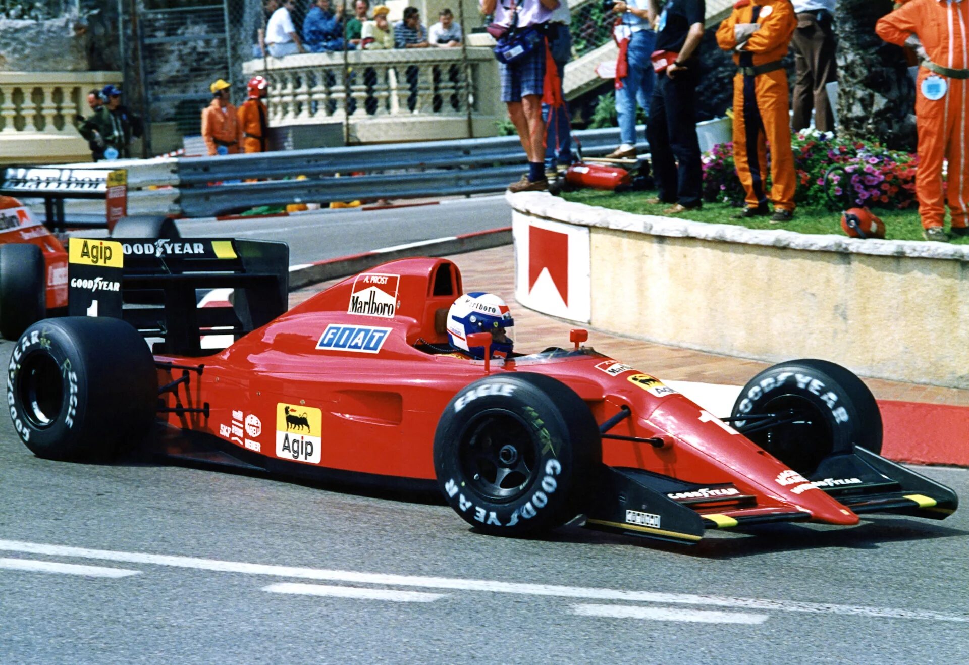 Прост формула 1. Ferrari 641 f1. Феррари ф1 1990. Ferrari f1 1990. Alain Prost 1990 Ferrari.