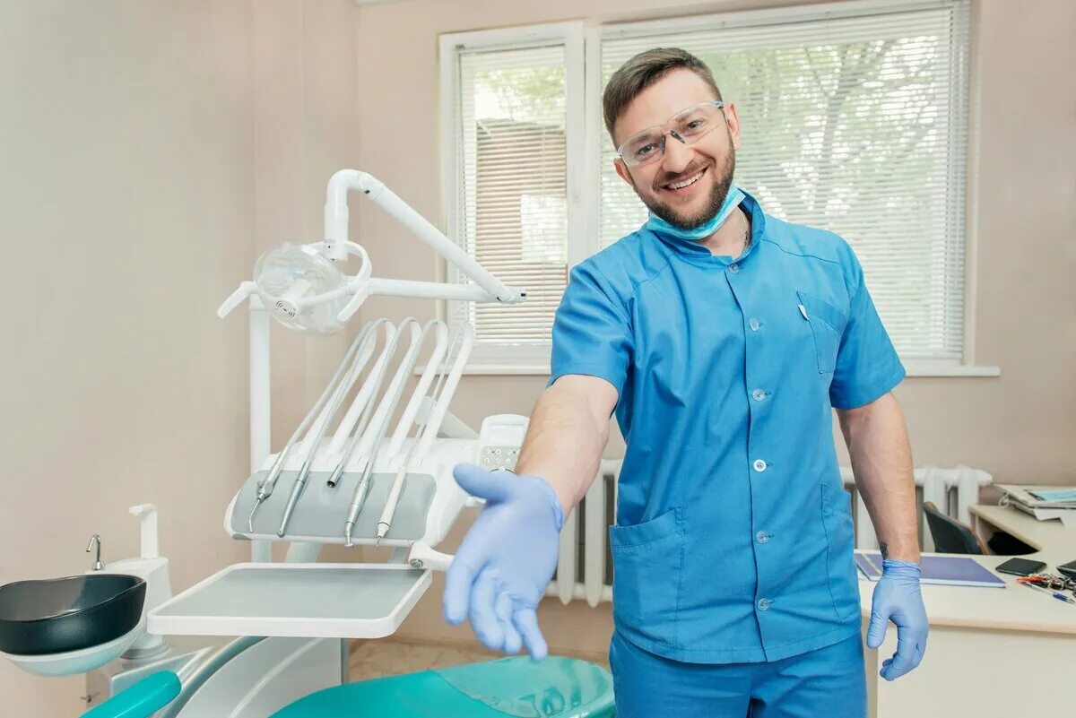В какой клинике работает доктор