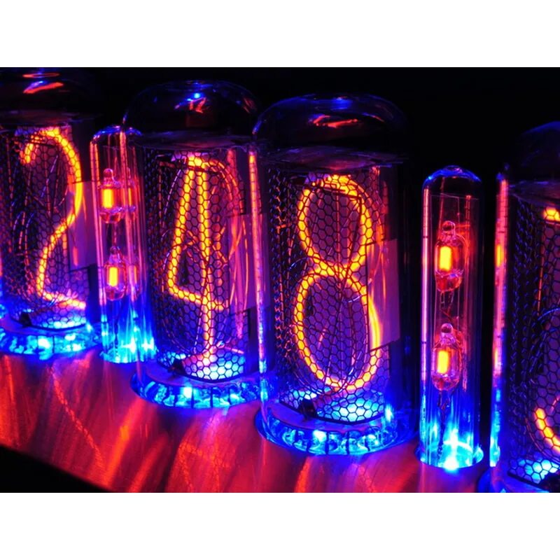 Светящаяся труба. Газоразрядные лампы неон. Nixie Neon Clock. Газосветные лампы. Неоновые газоразрядные трубки.