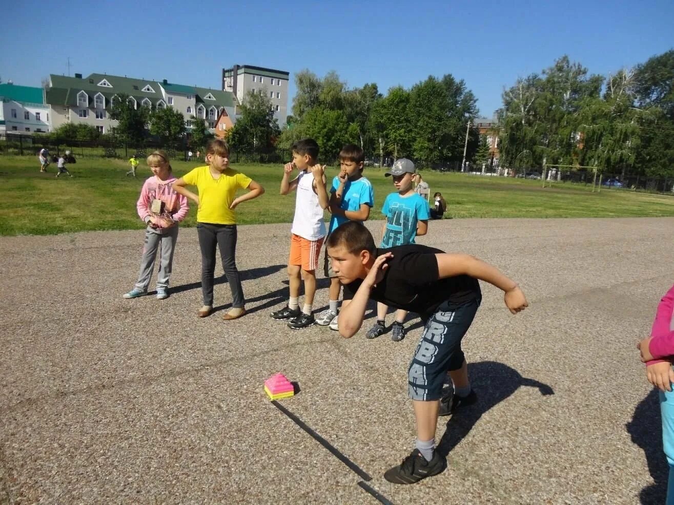 Игра выше сильнее. Спортивная эстафета. Спортивная эстафета быстрее выше сильнее. Спортивные мероприятия для детей. Спортивные эстафеты для детей. Быстрее. Выше. Сильнее..