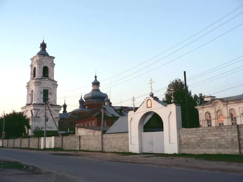 Поселок кадом рязанская область. Кадом рязань. Церковь димитрия ростовского кадом рязанской области. Милостиво-богородицкий женский монастырь. Кадом рязанская область гора.