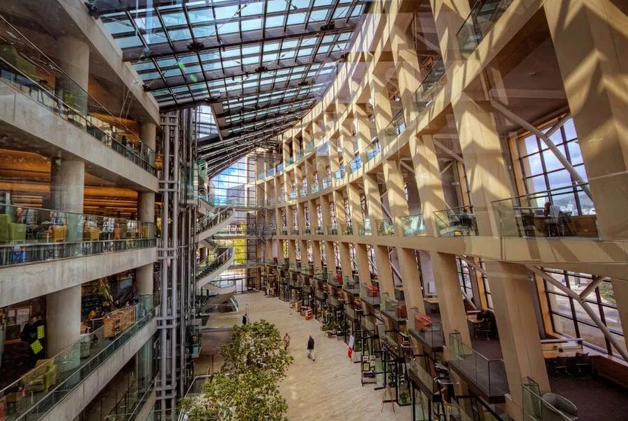 сколько в минске библиотек. национальная библиотека белоруссии внутри. минская библиотека читальный зал. национальная библиотека беларуси читальный зал. сколько в минске библиотек.