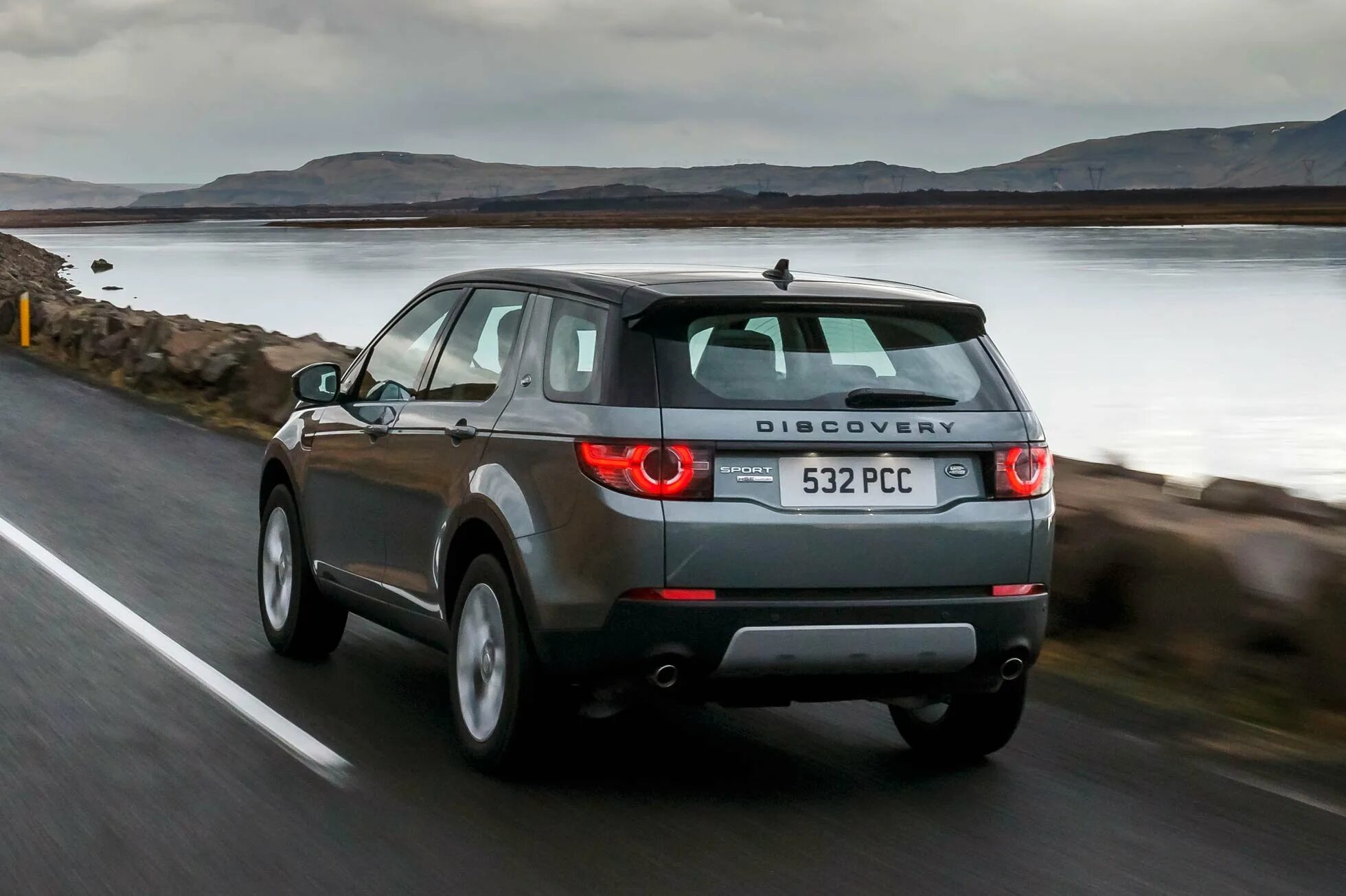 Land rover discovery sport отзывы. Рендж Ровер Дискавери спорт 2015. Ленд Ровер Дискавери спорт 2015. Land Rover Discovery Sport 2015. Land Rover Discovery Sport 2022.