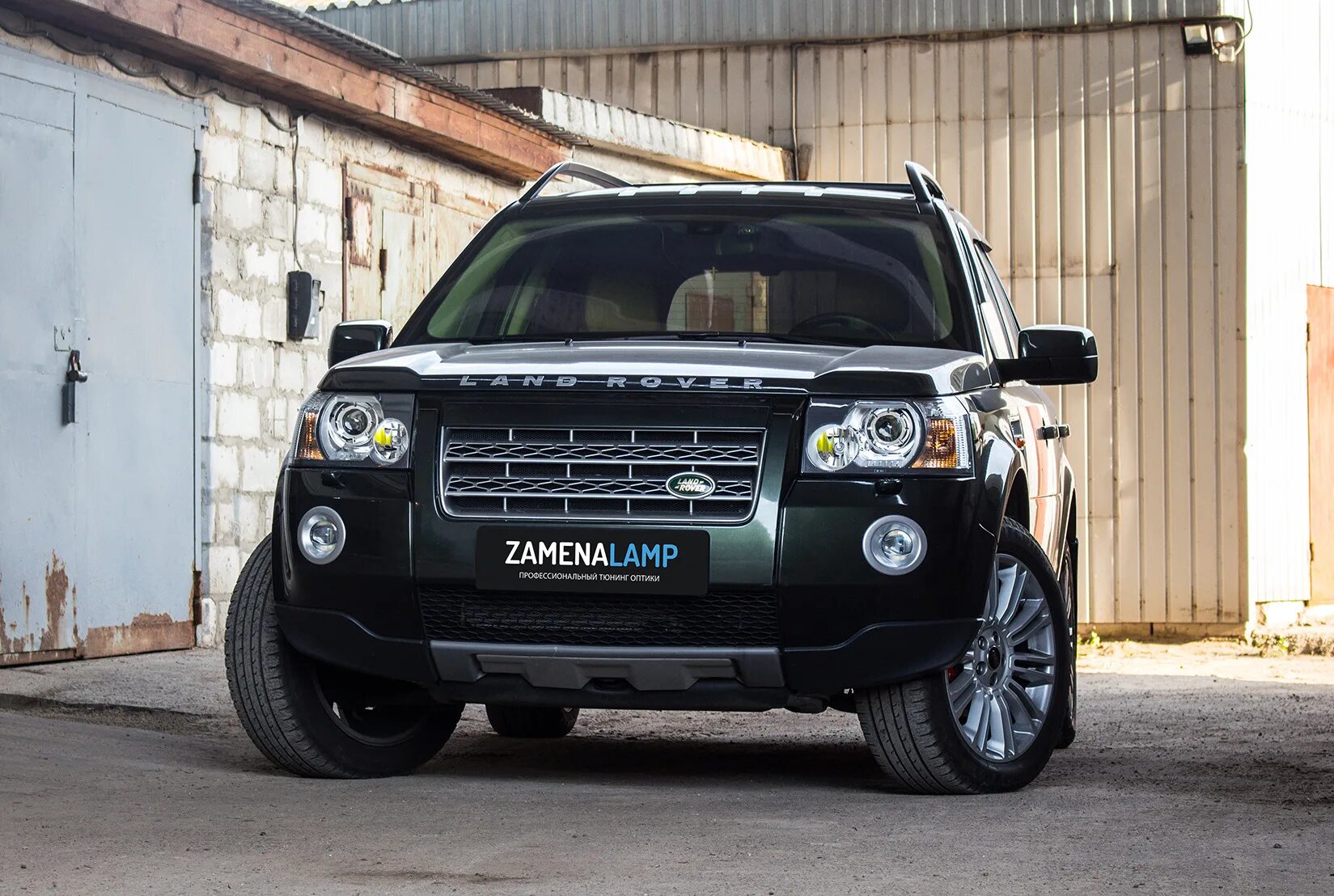 Воздух фрилендер 2. Фрилендер 2. Freelander 2 3.2. Фары ленд Ровер Фрилендер 2. Land Rover Freelander 2 2013 фара.