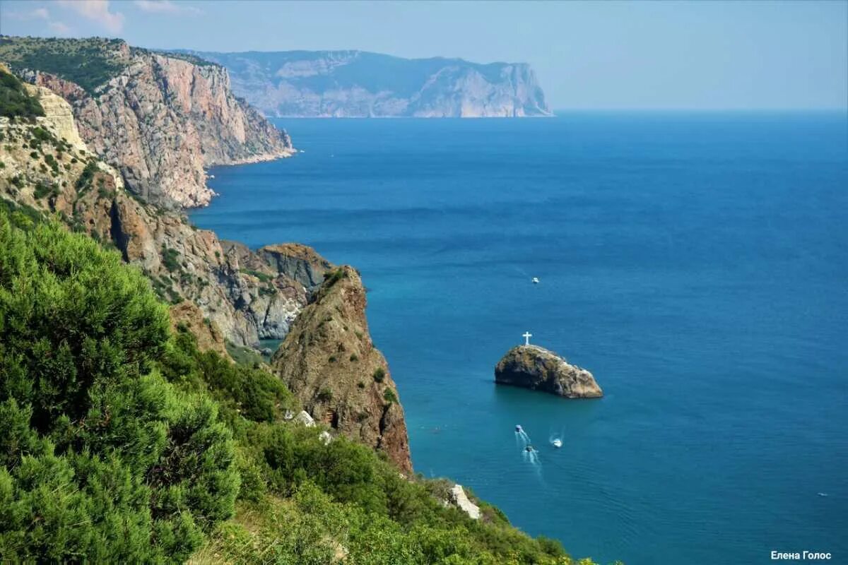 фиолент казачья бухта. бриз фиолент севастополь. мыс фиолент скала с крестом. скала святого явления севастополь. бухта гильзовая севастополь.
