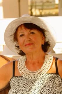 Nina le