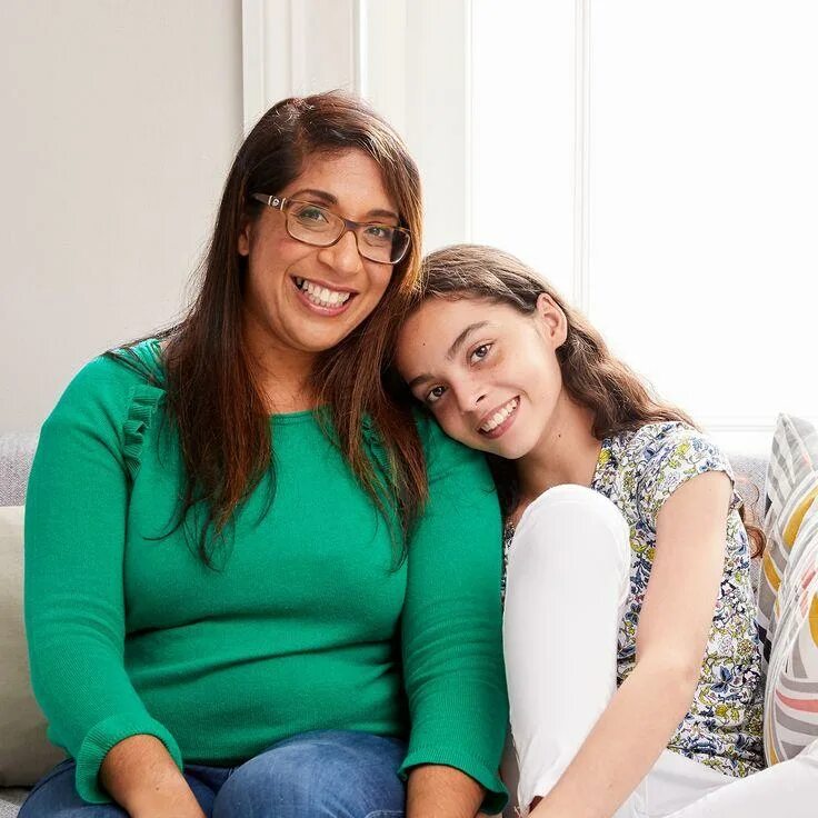 Мама и дочка на детской площадке. Фотосессия мама дочка в студии день рождения. Клуб обмена дочки матери 1. Старая школа 2003 элиша катберт. Украинки матери и дочери знакомятся фото.