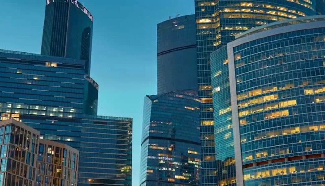 D8 capital. Армен меружанович саркисян s8 capital. s8 capital офис. s8 capital москва сити. s8 capital менеджмент.