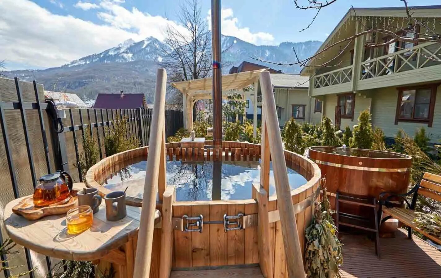 Hills polyana hotel spa 5 красная поляна. Отель хиллс красная поляна. Hills polyana hotel spa. Отель хиллс красная поляна. Отель хиллс поляна в красной поляне.