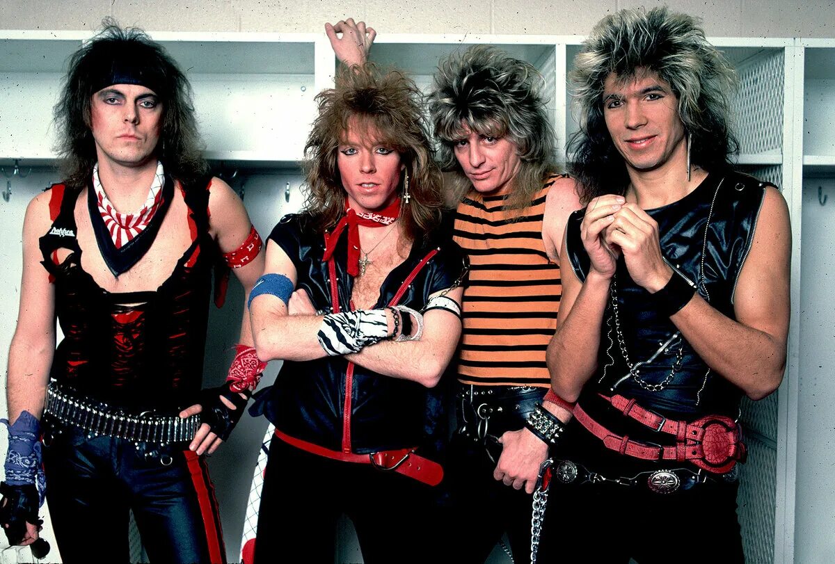 Группа ac/dc 1980. Песни старых рок групп. Русский рок плакаты. Русские рок группы коллаж. Группа санкт-петербург рекшан 1960.