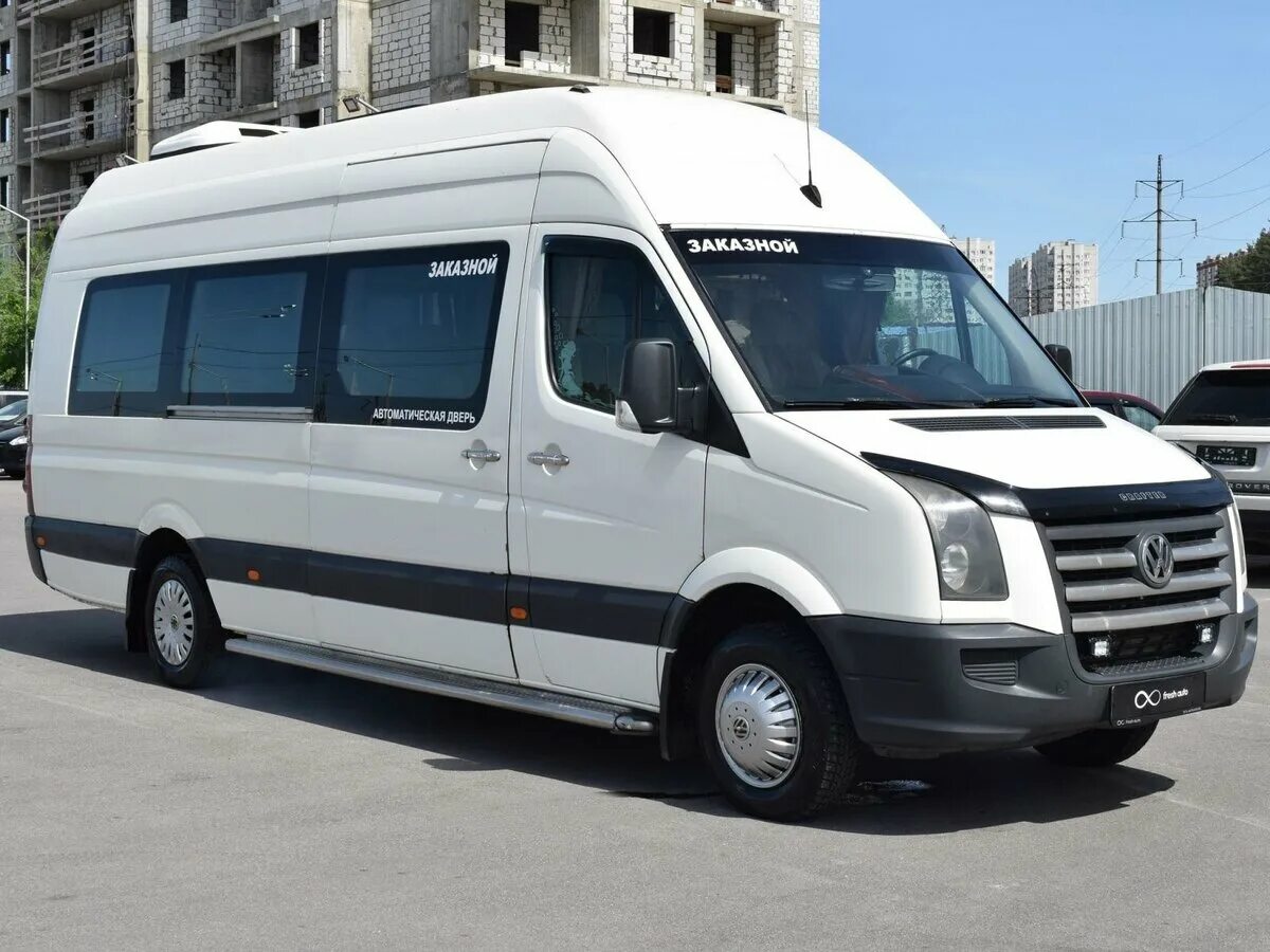 Volkswagen crafter купить. Фольксваген Крафтер 2008. Фольксваген Крафтер 2008 пассажирский. Фольксваген Крафтер белый. Микроавтобус Фольксваген Крафтер белый.