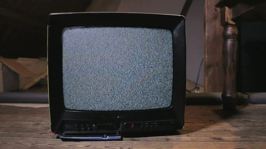 Tv old 2. Старый телевизор. Аналоговый телевизор. Старый аналоговый телевизор. Старый телевизор черный.