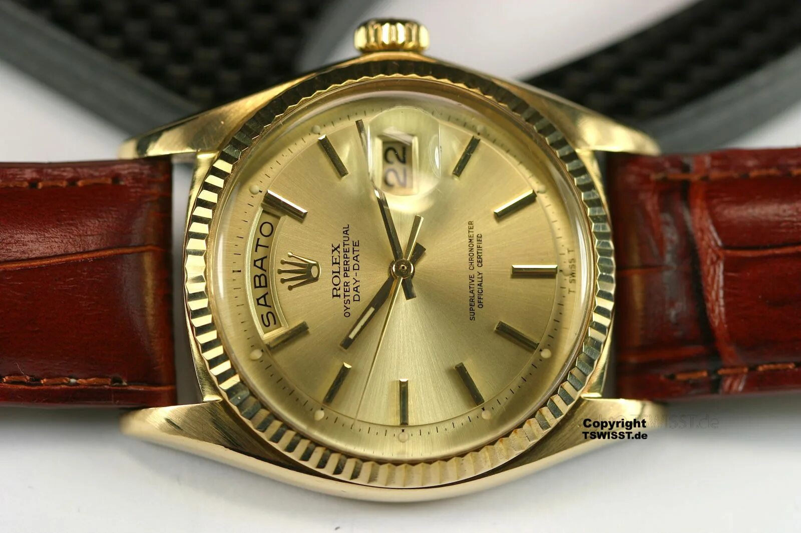 Day date watch