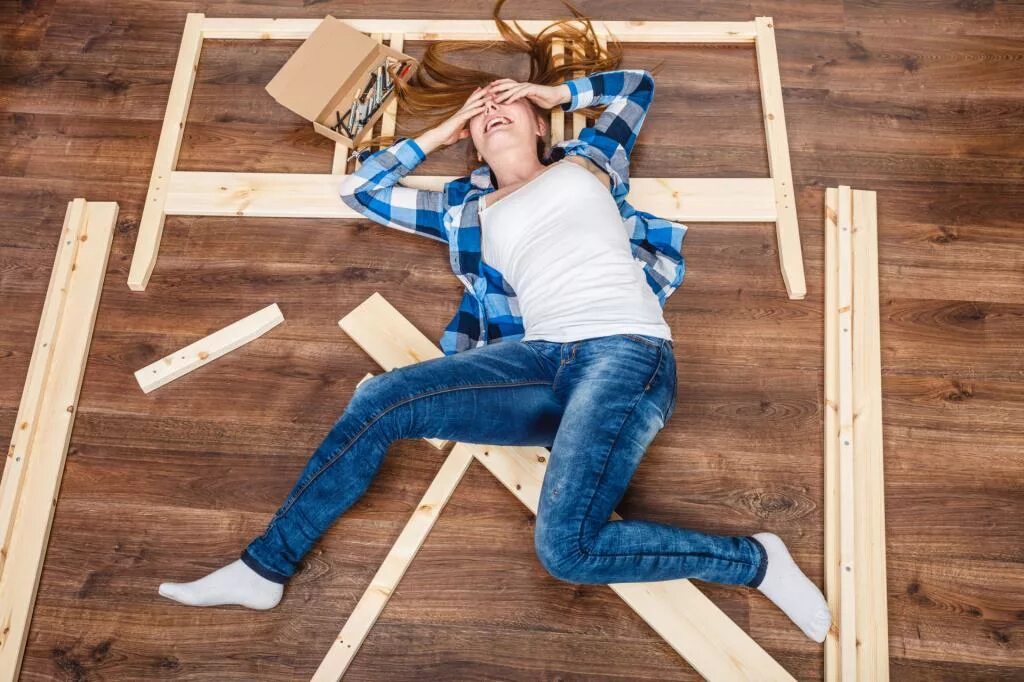 Give in on the floor