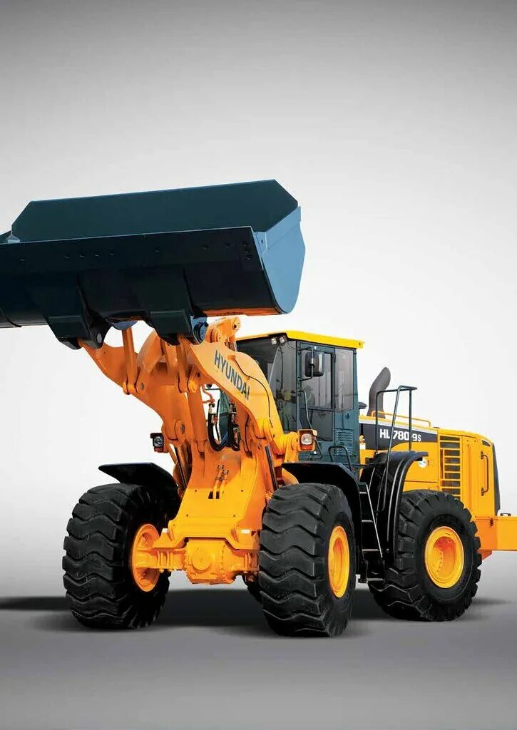 Hyundai h940s. техмашюнит. центральный склад запчастей hyundai. техмашюнит официальный сайт. экскаватор-погрузчик hyundai h940s.