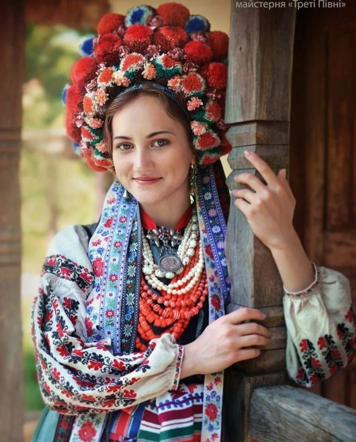 Почему украинки красивые. Ladna kobieta оля виноградова. украинки. женщина украинка. этническая украинка.
