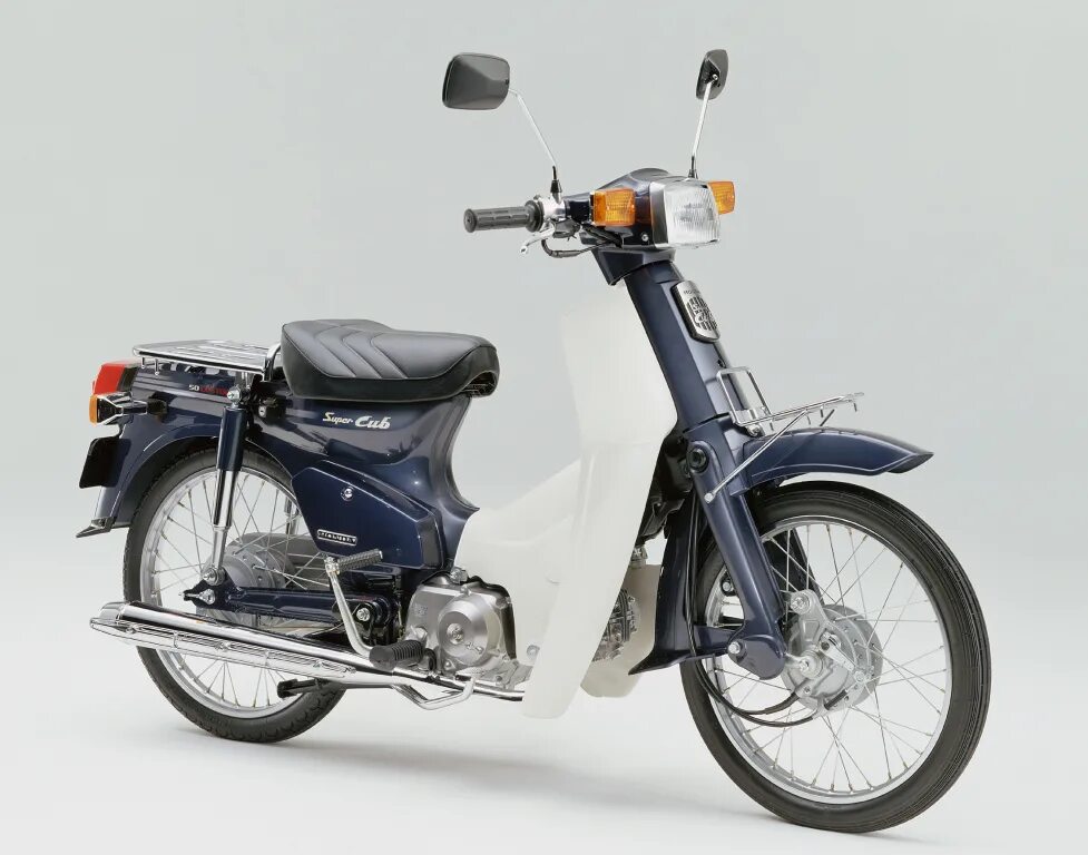 Хонда каб 50 купить. Honda super Cub c50. Honda super Cub 50. Honda Cub 50. Honda Cub Custom c50.