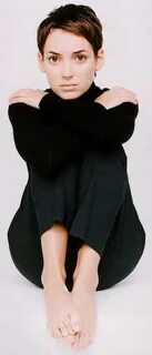 Short hair feet