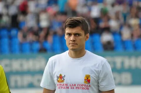 Чем занимается футболист