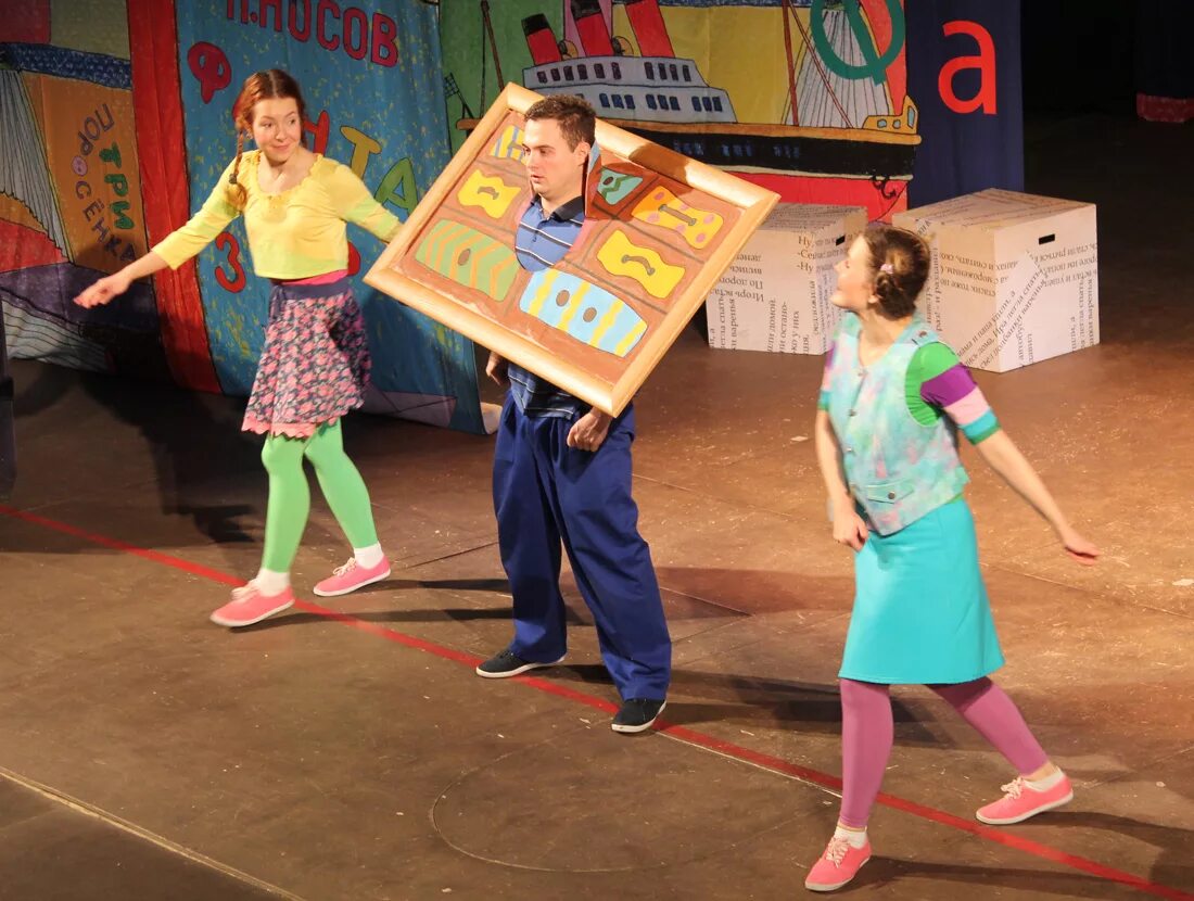 львовский кукольный театр. театральная студия фантазеры название. фантазеры театр. фантазеры театр. спектакли лицейского театра.