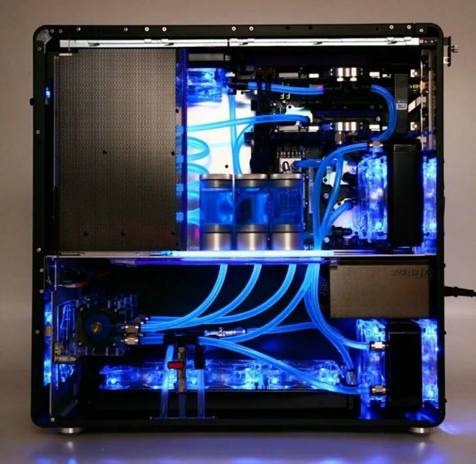 Кастомная система охлаждения пк. Системник в аквариуме. Системник аквариум. Водяное охлаждение deepcool le500. Какую жидкость в охлаждение компьютера.